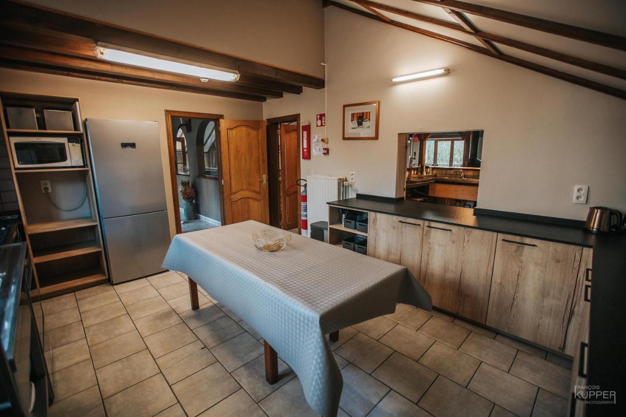 Le Vieux Sanglier - 41 Pers - Malmedy Villa Exterior photo